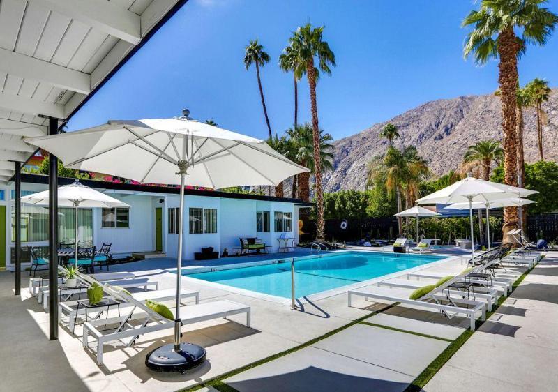 Calla Lily Inn Palm Springs Dış mekan fotoğraf